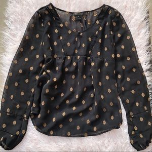 Lucky Brand long sleeved embroidered boho top
